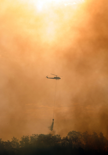 オーストラリア南東部で山火事発生