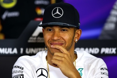 メルセデス、ハミルトンとの契約が最優先