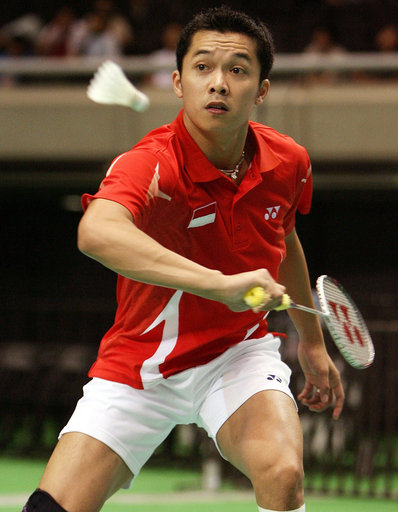 ヒダヤット チェン・ホンを降し2回戦へ