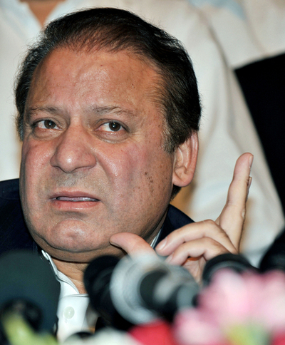 パキスタンの解任判事、12日に復職