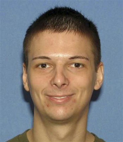 米イリノイ銃乱射事件、犯人の顔写真公開される