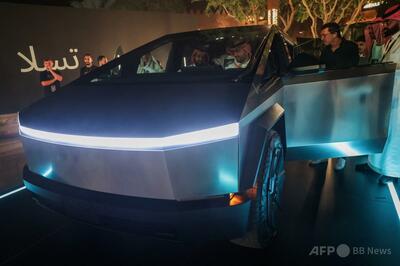 テスラ、産油国サウジに初のショールーム