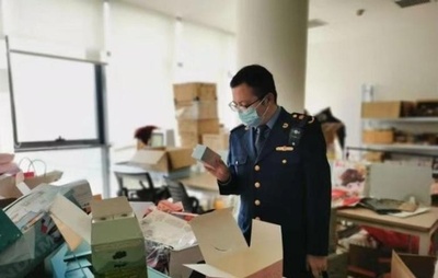 中国で遺失物のキャリーケースを販売？ 中身不明で「ガチャガチャ」感覚