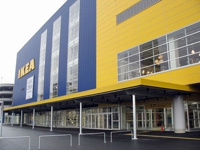 イケアに説明書改善指導、家具組み立てで男性けが