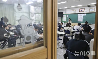 「出席率最高」の裏で授業中の居眠り続出…韓国の学校が直面する“形骸化”の危機