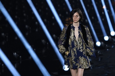 「サンローラン」20年春夏