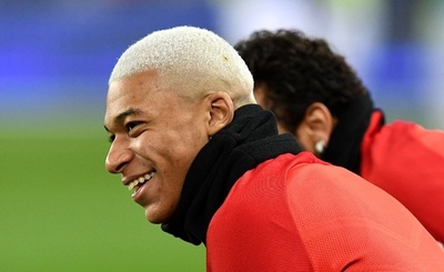 エムバペ、レアルと交渉持ったことを認めるも「今はPSGで幸せ」