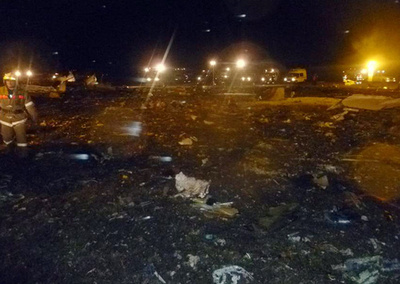 ロシア中部で旅客機墜落、50人死亡