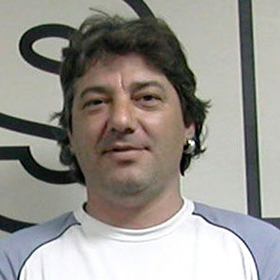 スペイン与党系の元市議射殺、ETAの犯行か