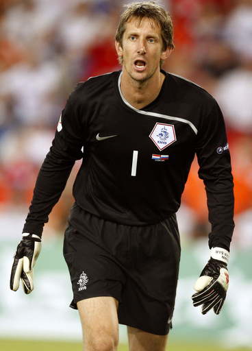 ファン・デル・サール 最多出場試合記録に並ぶも敗戦