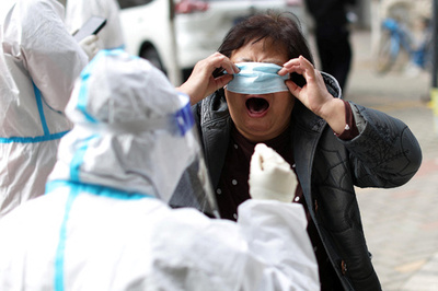 【今日の1枚】見たくないからマスクで目隠し？