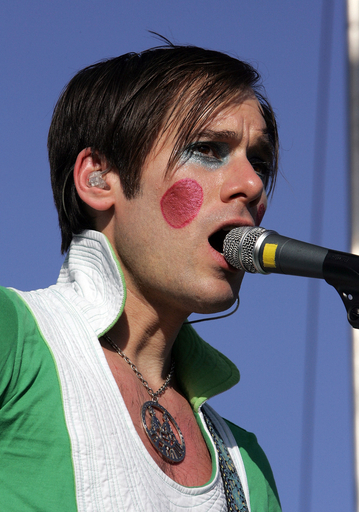 ＜コーチェラ・ミュージック・フェスティバル＞オブ・モントリオールが登場 - 米国