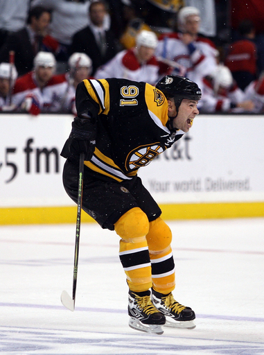 ブルーインズ OTの末カナディアンズに初勝利