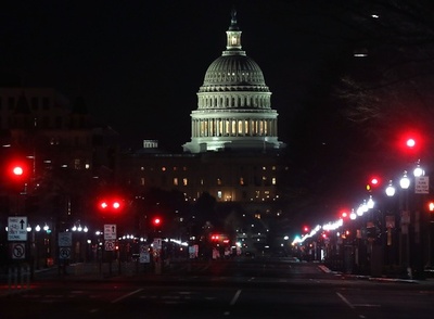 米議会、予算法案を可決 政府機関の閉鎖解除へ