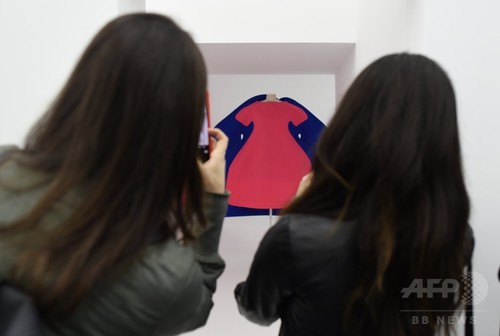 川久保玲の展覧会、メトロポリタン美術館で始まる 川久保玲の展覧会、メトロポリタン美術館で始まる