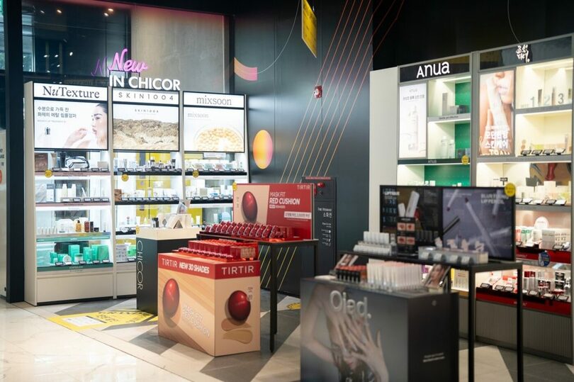 「CHICOR」AK弘大店の店舗=新世界百貨店提供(c)news1
