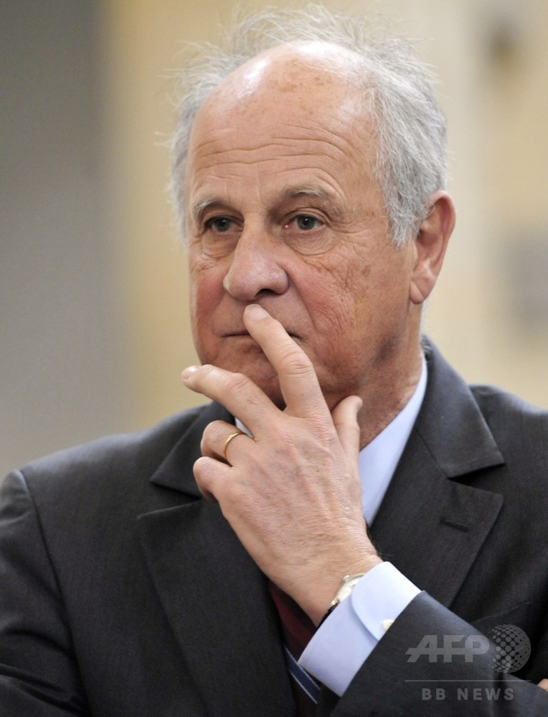 仏ロレアル相続人の「心神耗弱を悪用」、8人に有罪判決