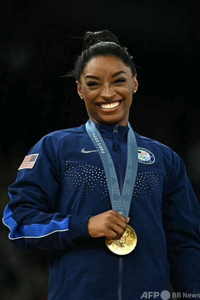 「黒人の仕事を愛している」 体操女王、トランプ氏に皮肉