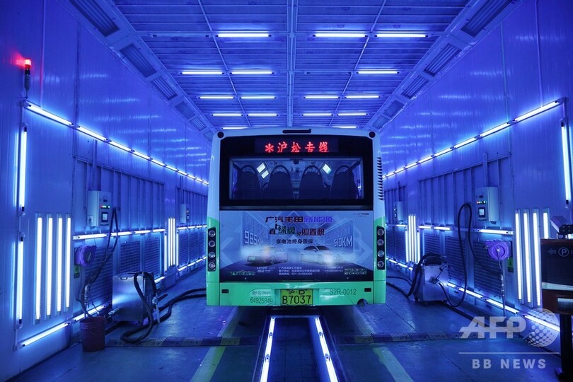 上海の市バスが紫外線消毒技術を導入、車両の内外を消毒
