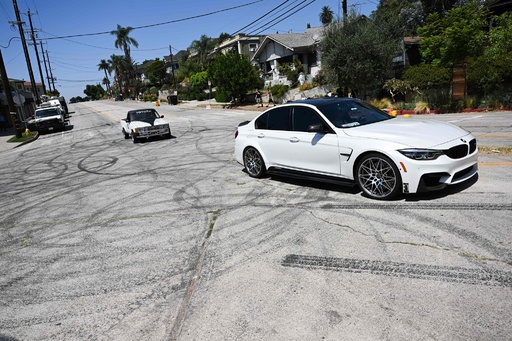 ワイルド スピード ロケ地で違法公道レース多発 住民が抗議 米la 写真14枚 国際ニュース Afpbb News