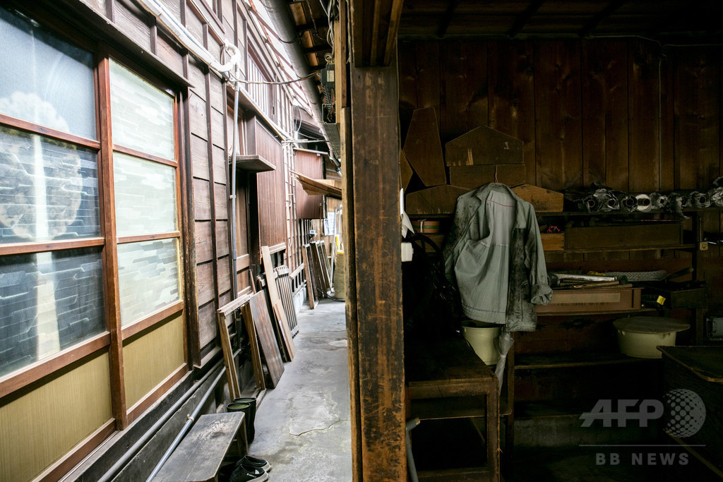 OLD PARRと江戸小紋がコラボ、日本の伝統工芸を現代に継承する若手に期待