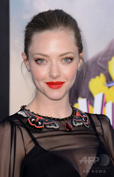 アマンダ・セイフライド、ボクシングとランニングで体形キープ