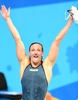 第16回世界水泳選手権、競泳女子200メートル個人メドレー決勝を制し喜ぶカティンカ・ホッスー（2015年8月3日撮影）。(c)AFP/FRANCOIS XAVIER MARIT