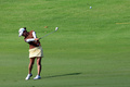 女子ゴルフ、ピュアシルクバハマLPGAクラシック（Pure Silk-Bahamas LPGA Classic 2013）は24日、オーシャンクラブGC（Ocean Club Golf Course）で開幕し、宮里藍（Ai Miyazato）は2アンダーで暫定38位タイにつけた。

6番ホールでショットを打つ宮里藍（Ai Miyazato、2013年5月24日撮影）。(c)AFP/Getty Images/Sam Greenwood