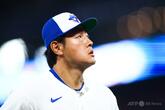 岡本和真がメジャー第1号本塁打、村上宗隆は開幕から3戦連発