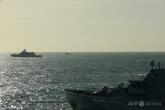 ロシア軍艦、英仏海峡で英民間ヨットに「警告射撃」