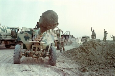 イ・イ戦争での化学兵器、米国「見て見ぬふり」 機密解除文書 写真1枚