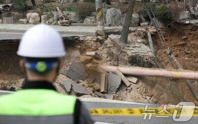 韓国で相次ぐ地盤沈下、対策人員はわずか12人…探査装備も不足のまま