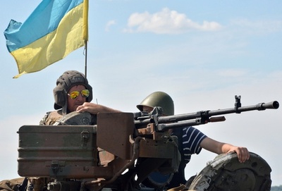 ウクライナ、親露派との衝突で政府軍23人死亡