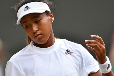 大坂、ウィンブルドン16強ならず ケルバーに完敗