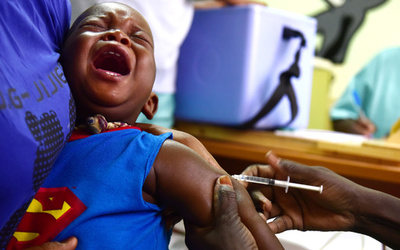 世界のはしか患者数30％増、ワクチン非難も一因 国連