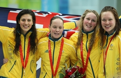 オーストラリア 女子4x200メートルリレーで世界新