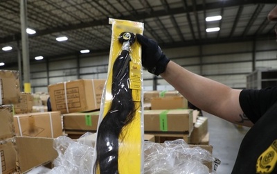 米当局、中国製人毛製品を押収 新疆での強制労働で生産か