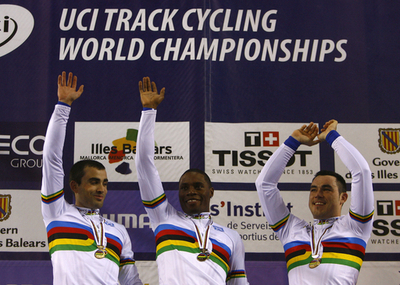＜UCIトラック・サイクリング世界選手権2007＞男子チームスプリント、フランス 接戦を制し見事優勝 - スペイン