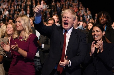 刻々と迫るブレグジット期限、英国に残されたシナリオ