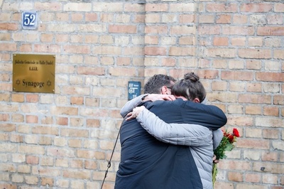 独銃撃犯 、反ユダヤ的「犯行予告」か 場所なども明記