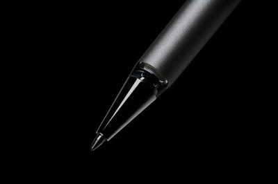 ゼブラの技術と経験を結集し、日本の最高を追求する国産ボールペンブランド「THE ZEBRA」誕生<br />第一弾モデル「HAMON」を3月4日に発売