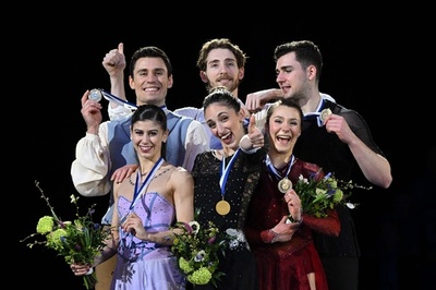 ロシア不在のフィギュア欧州選手権、ペアはイタリア勢がワンツー