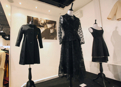 A・ヘプバーンの衣装競売、落札額合計は予想の2倍以上