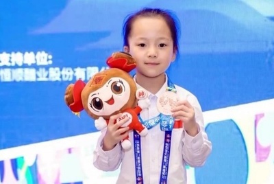 6歳の中国女児が5.97秒 ルービックキューブ世界女子記録を更新