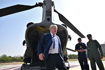 英国内でウクライナ兵に訓練 供与する装甲車の運用で