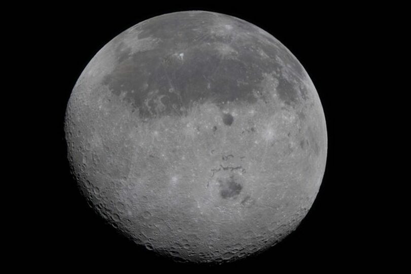 米航空宇宙局（NASA）が提供した、アルテミス2号から撮影した月の姿(c)NEWSIS