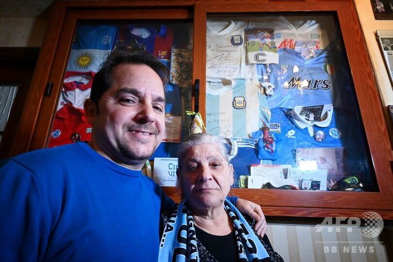 「守護聖人」マラドーナをたたえるナポリの目立たぬ博物館