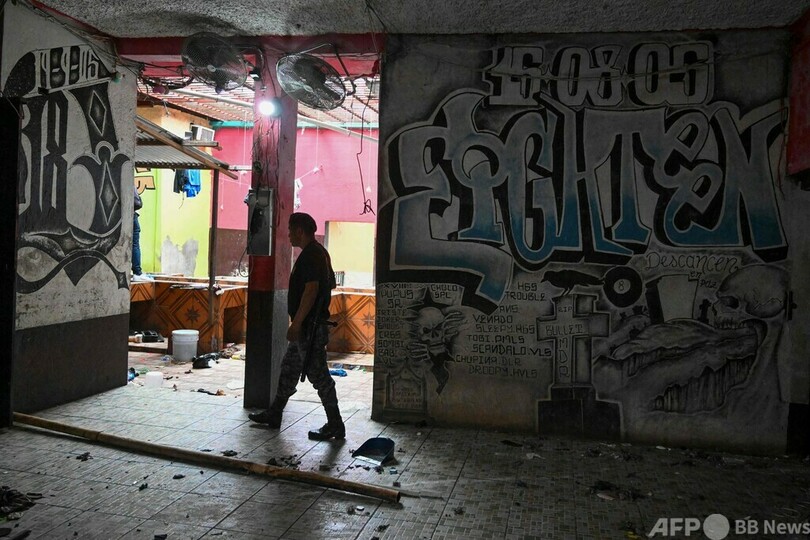 コールセンターにニワトリも…ギャング支配の刑務所を奪還 グアテマラ