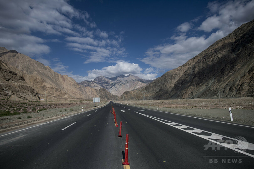 中国で消えたウイグル人妻たち、パキスタン人の夫ら募る不安