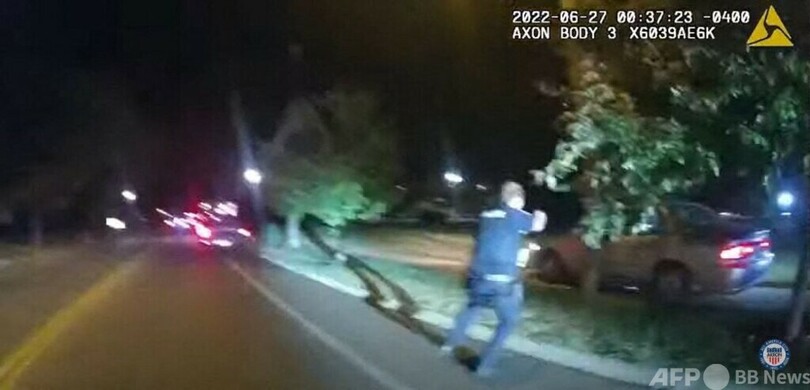 警官が黒人男性射殺、銃弾60発 米オハイオ州